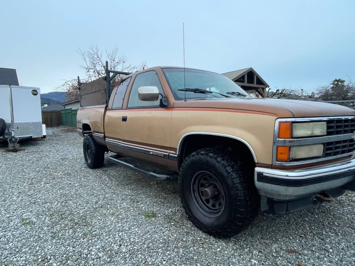 Chevrolet-silverado-2500-1990-brown-19