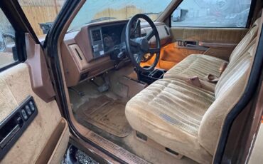 Chevrolet-silverado-2500-1990-brown-3