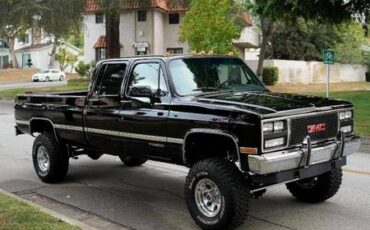 Chevrolet-silverado-2500hd-1985-custom