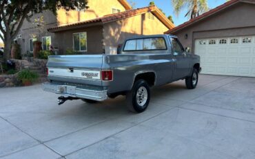 Chevrolet-silverado-2500hd-1987-grey-1