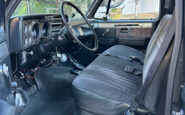 Chevrolet-silverado-2500hd-1987-grey-11