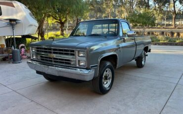 Chevrolet-silverado-2500hd-1987-grey