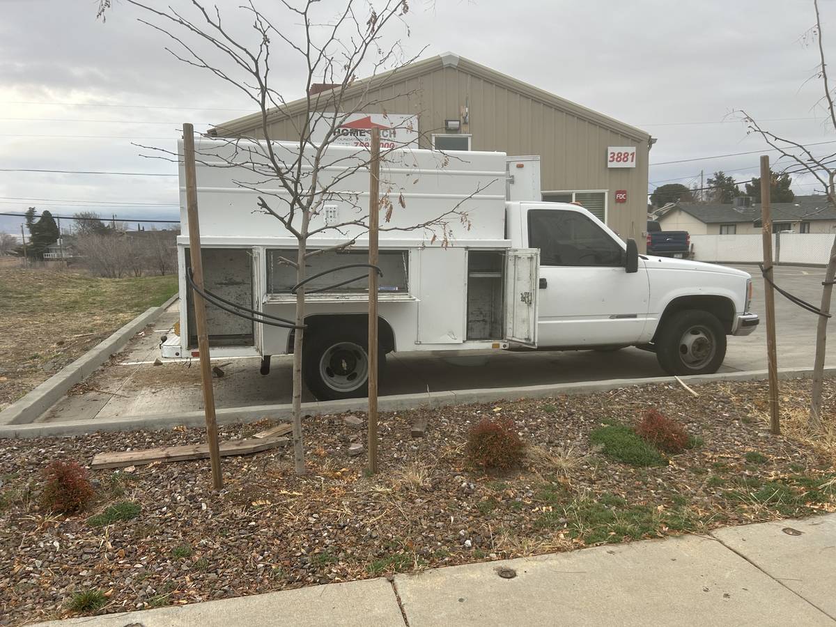 Chevrolet-silverado-3500hd-ltz-1994-white-1