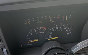 Chevrolet-silverado-sport-1993-white-7