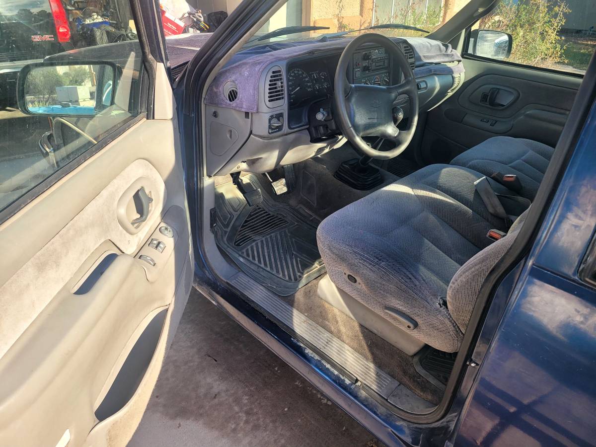Chevrolet-silverado-truck-1500-1995-blue-5