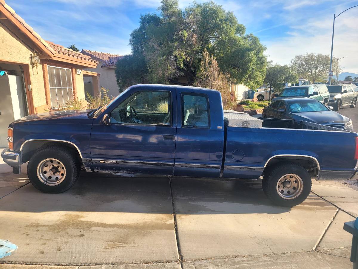 Chevrolet-silverado-truck-1500-1995-blue