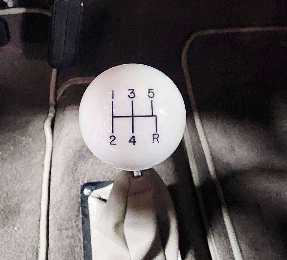 Chevrolet-special-deluxe-coupe-1940-blue-14