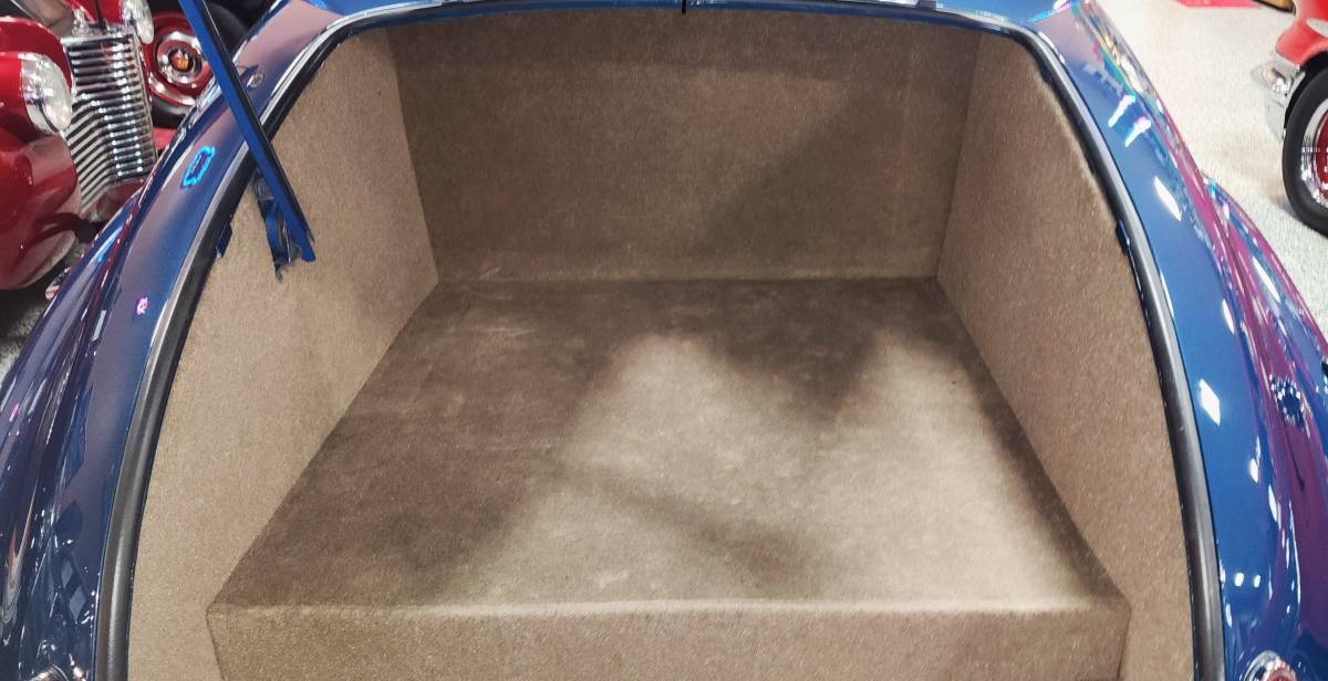 Chevrolet-special-deluxe-coupe-1940-blue-19