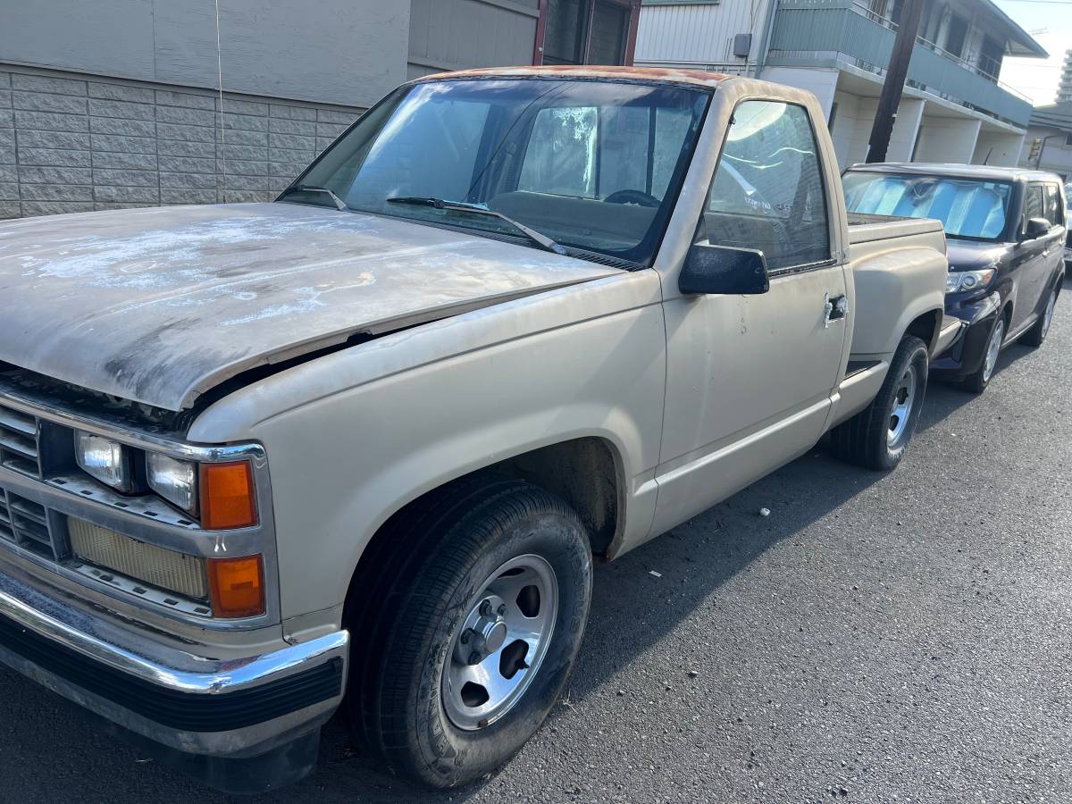 Chevrolet-stepside-obs.-1989-brown-1