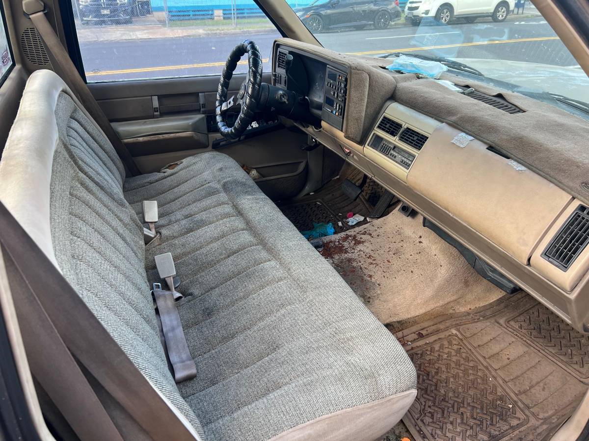 Chevrolet-stepside-obs.-1989-brown-3