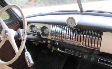 Chevrolet-styleline-deluxe-1951-black-11