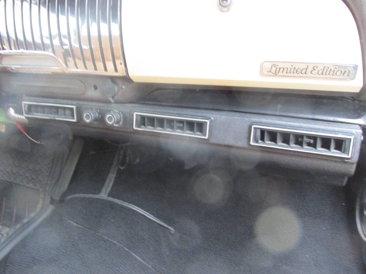 Chevrolet-styleline-deluxe-1951-black-12