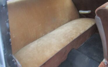 Chevrolet-styleline-deluxe-1951-black-16