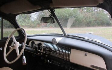 Chevrolet-styleline-deluxe-1951-black-19