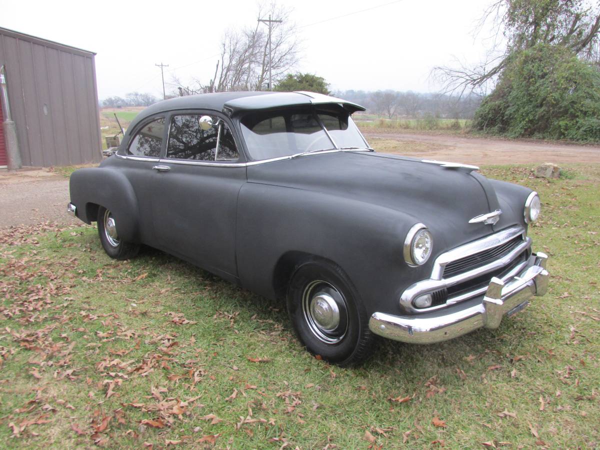 Chevrolet-styleline-deluxe-1951-black-21