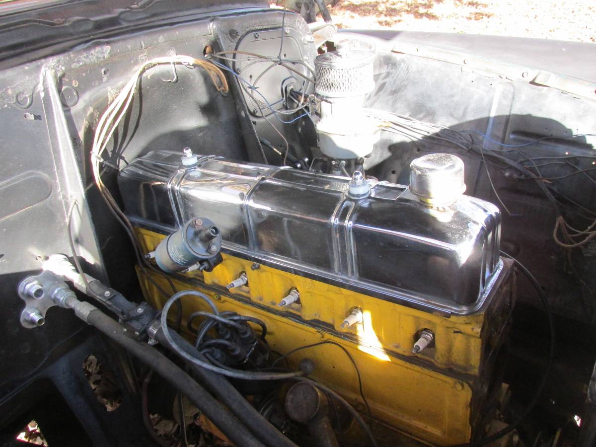 Chevrolet-styleline-deluxe-1951-black-3