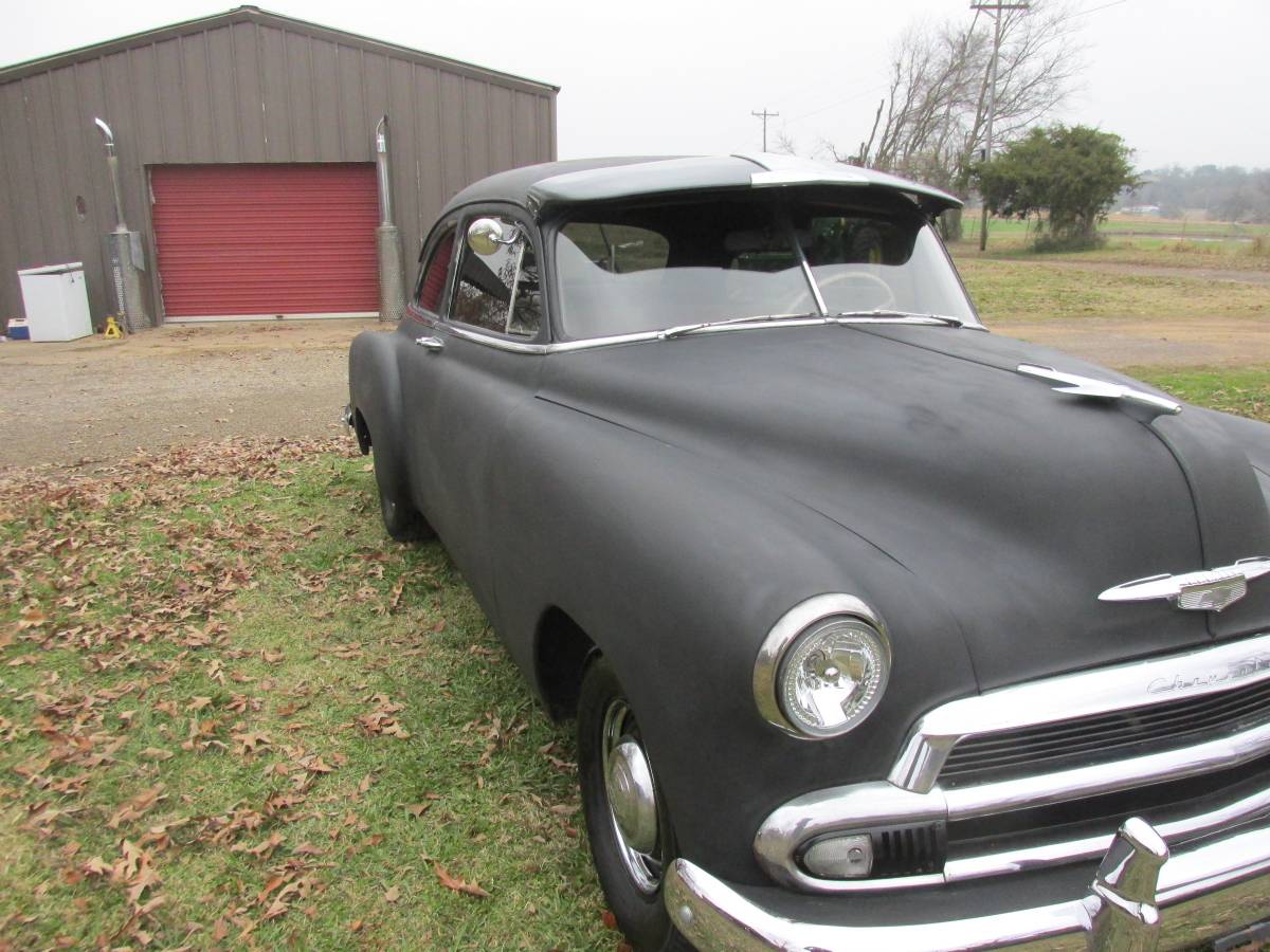 Chevrolet-styleline-deluxe-1951-black-5