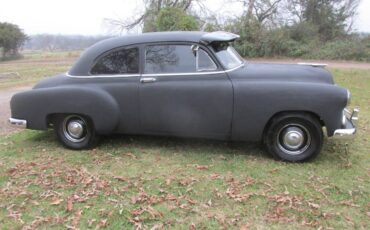 Chevrolet-styleline-deluxe-1951-black-6