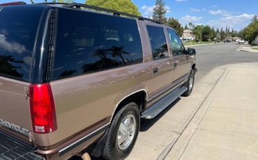 Chevrolet-suburban-1500-1994-4