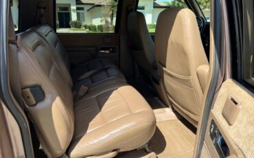 Chevrolet-suburban-1500-1994-5