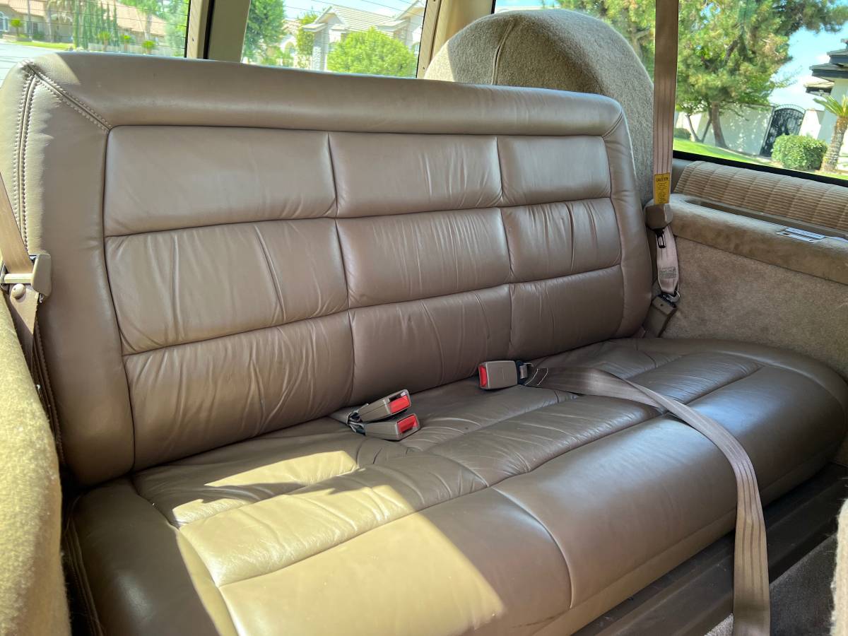 Chevrolet-suburban-1500-1994-7