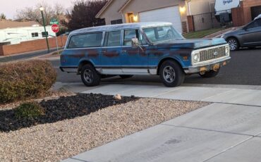 Chevrolet-suburban-1972-3