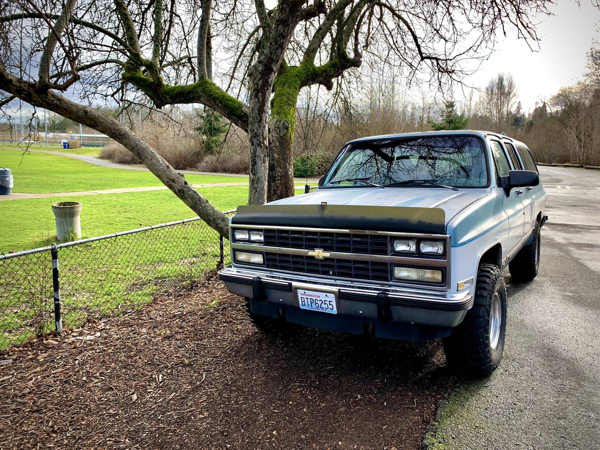 Chevrolet-suburban-1991-3