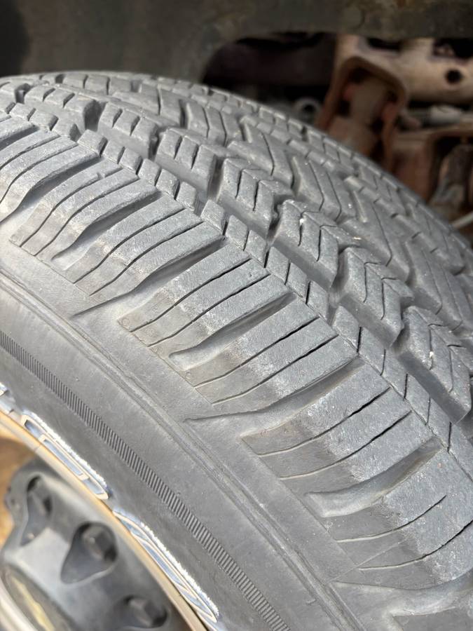 Chevrolet-suburban-4wd-1993-blue-11