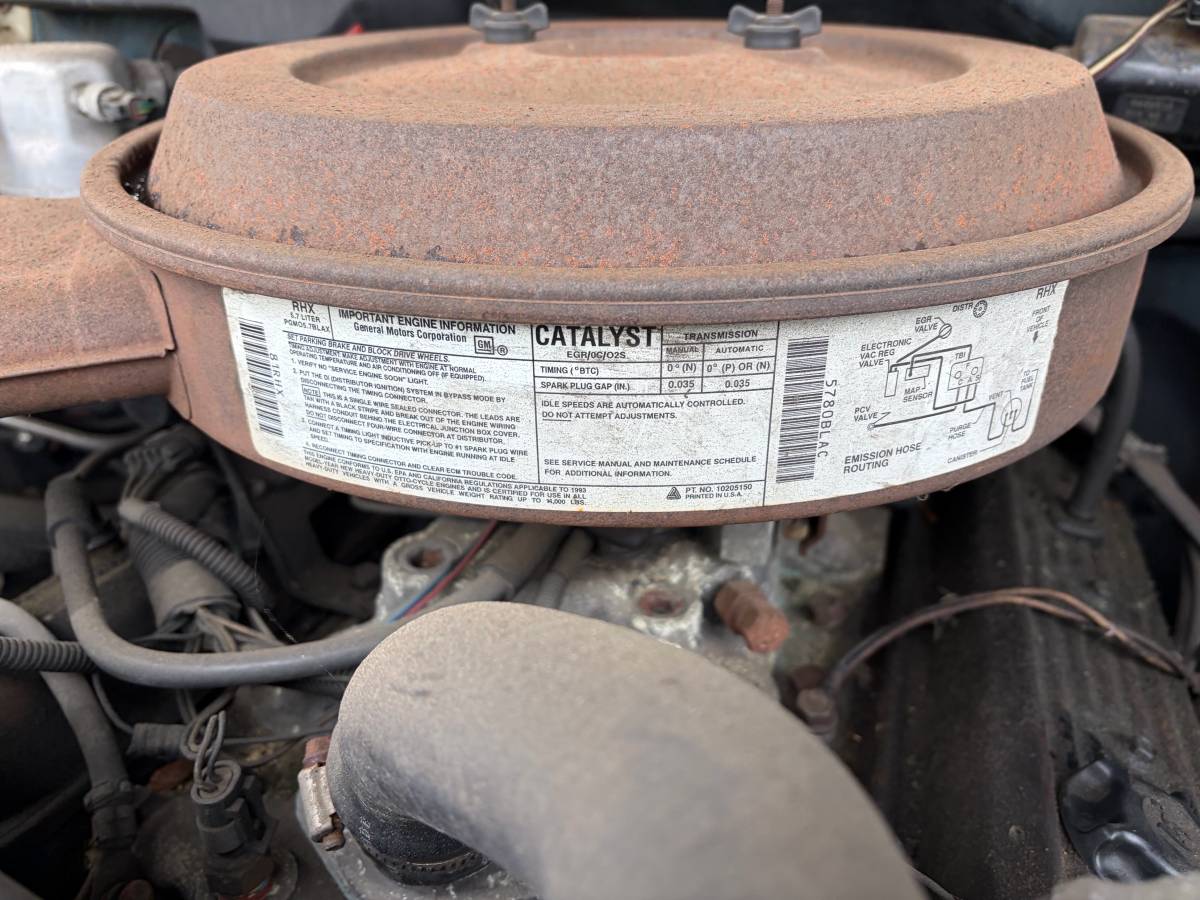 Chevrolet-suburban-4wd-1993-blue-2