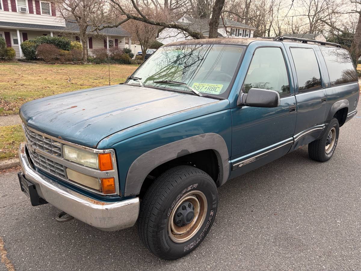 Chevrolet-suburban-4wd-1993-blue-3