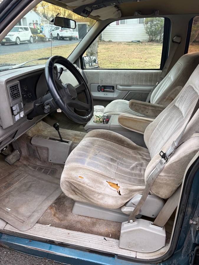Chevrolet-suburban-4wd-1993-blue-6