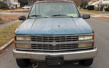 Chevrolet-suburban-4wd-1993-blue-9