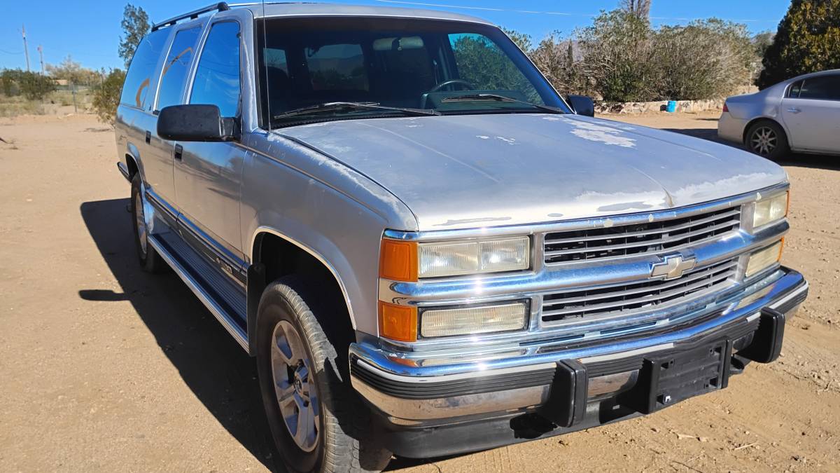 Chevrolet-suburban-4wd-1994-silver-12