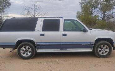 Chevrolet-suburban-4wd-1994-silver-5