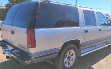 Chevrolet-suburban-4wd-1994-silver-8