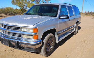 Chevrolet-suburban-4wd-1994-silver-8