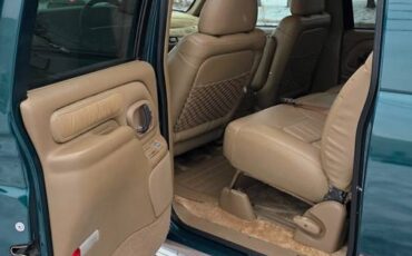 Chevrolet-suburban-ls-1995-green-14