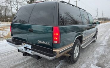 Chevrolet-suburban-ls-1995-green-20