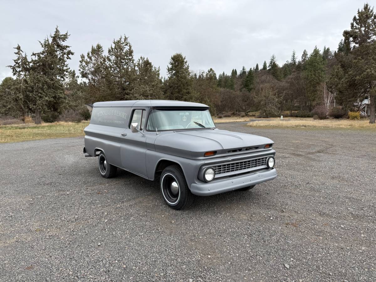 Chevrolet-suburban-panel-1963-grey