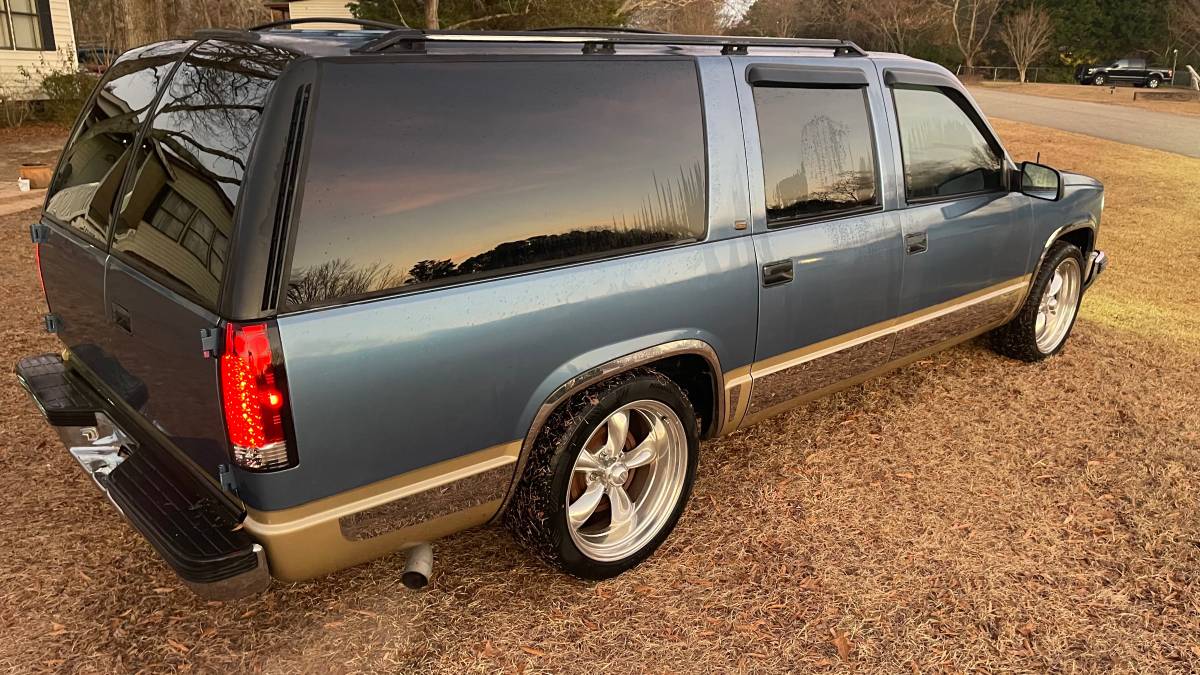 Chevrolet-suburban-silverado-1500-1994-blue-3