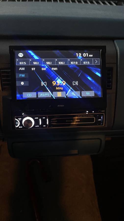 Chevrolet-suburban-silverado-1500-1994-blue-9