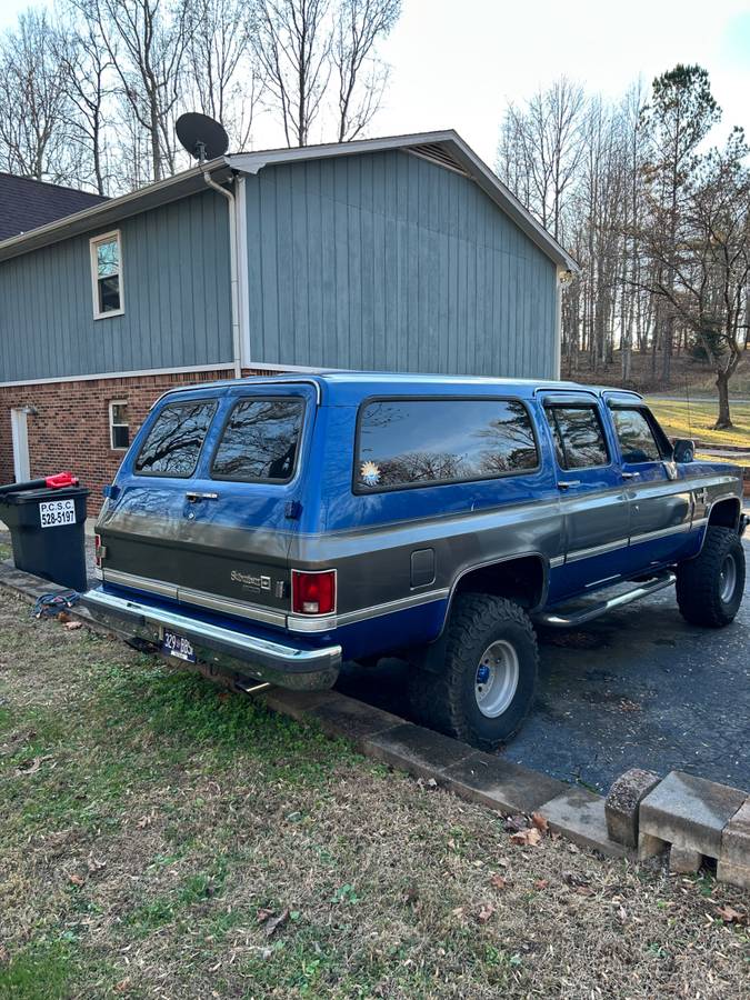 Chevrolet-suburban-v10-1988-blue-4