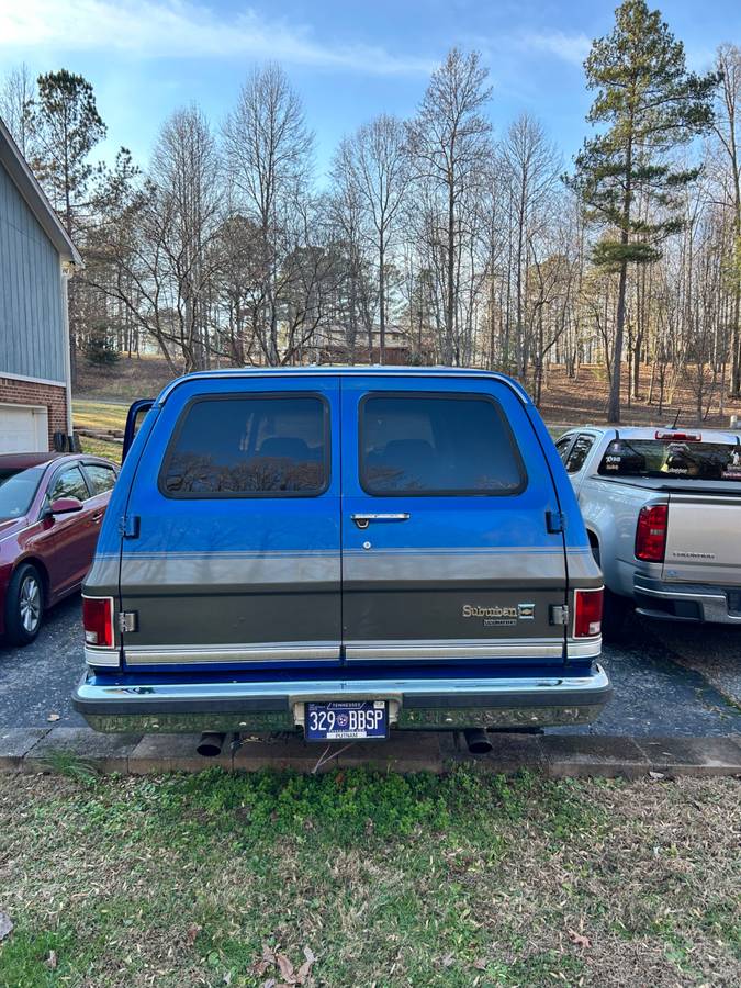 Chevrolet-suburban-v10-1988-blue-6