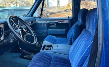 Chevrolet-suburban-v10-1988-blue-8