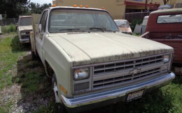 Chevrolet-trucks-1991-custom-11