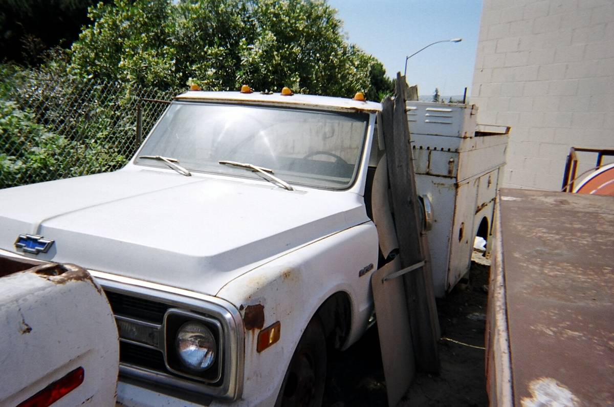 Chevrolet-trucks-1991-custom-22