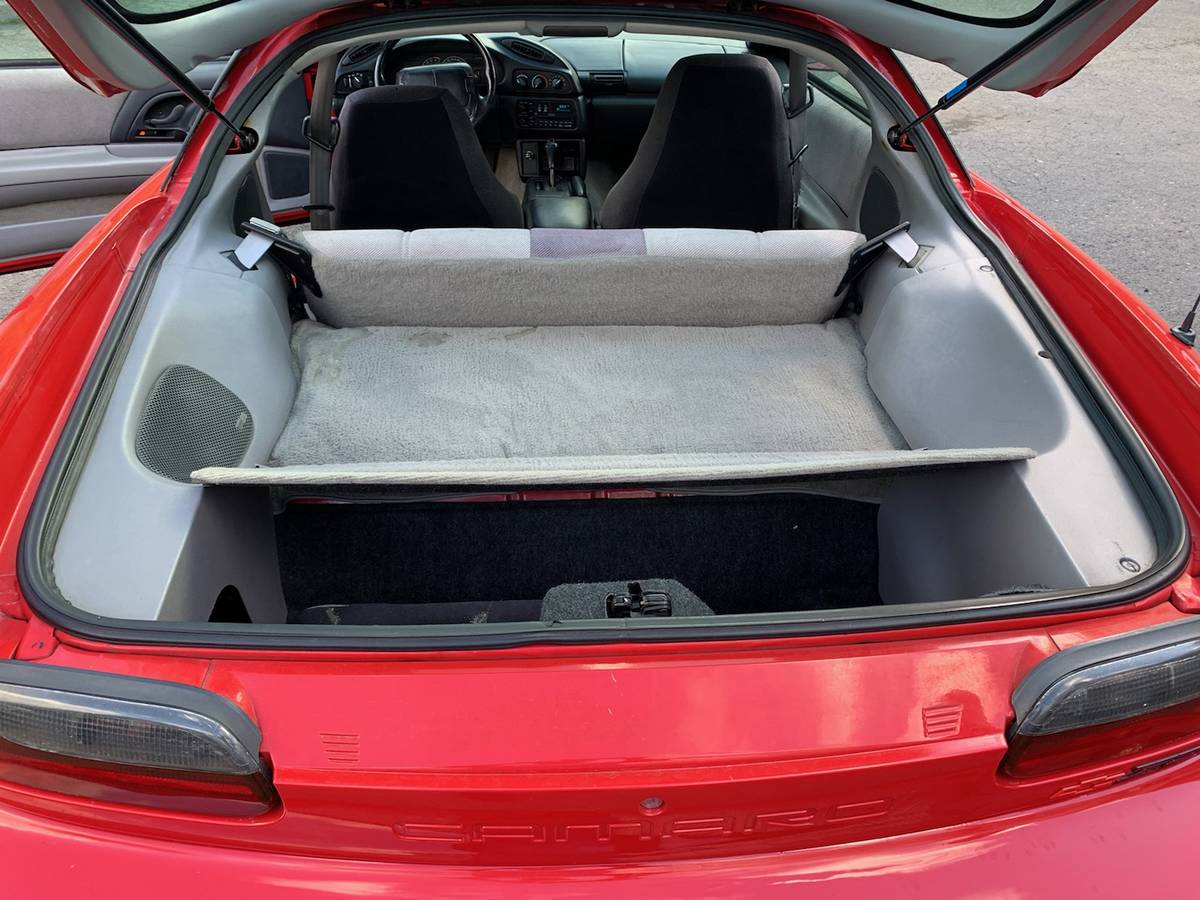 Chevrolet-z28-camaro-1995-red-16