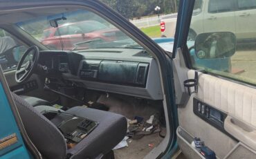 Chevy-1500-1993-green-5