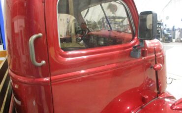 Chevy-1946-red-30
