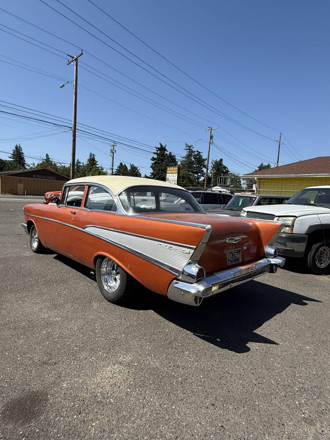 Chevy-1957-orange-3